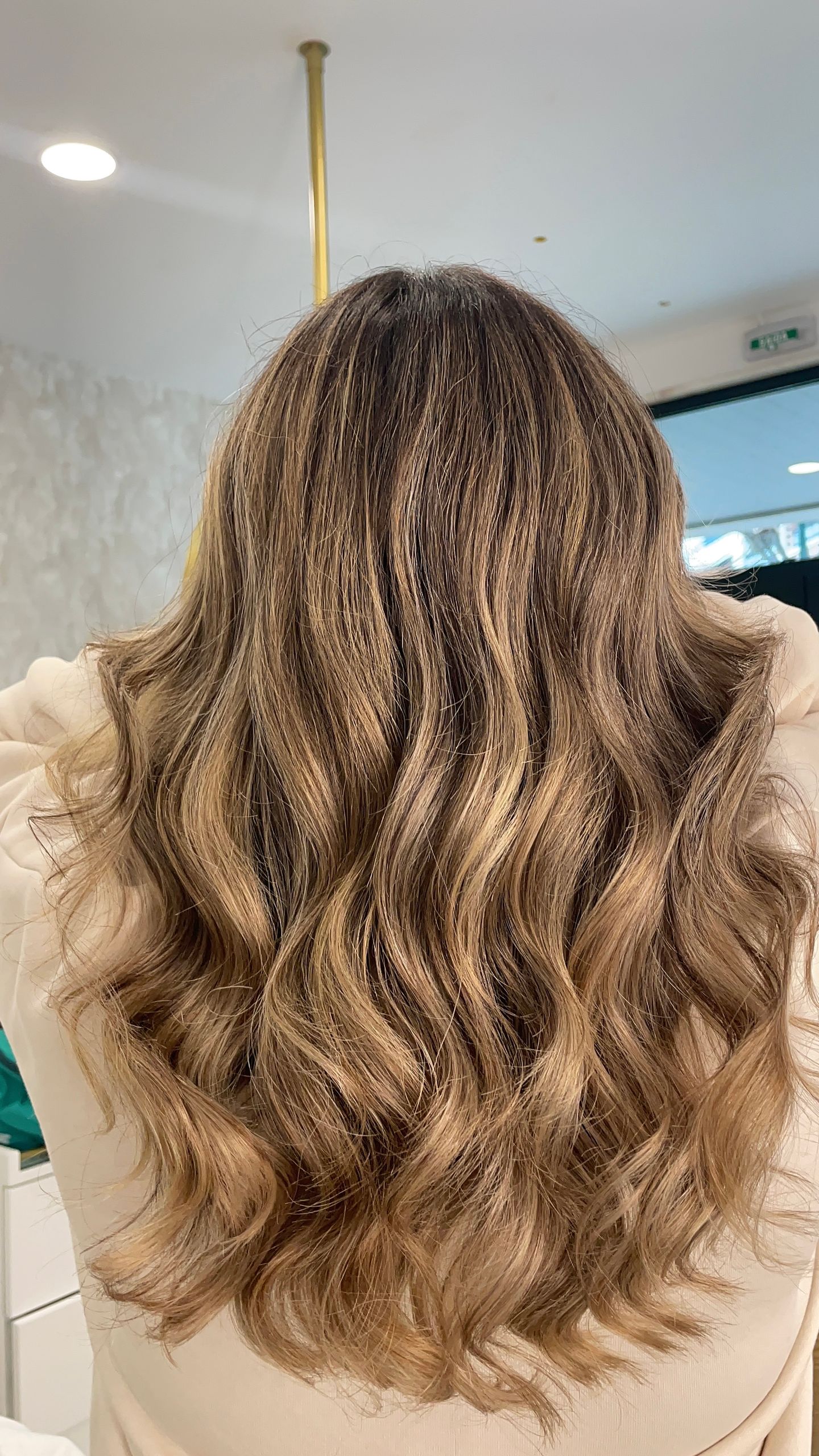 Leda Paes Hair Stylist - Image 62