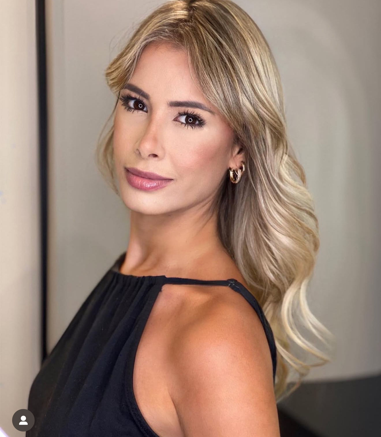Victor Hugo Nery Hairstylist | Mega Hair - Image 40