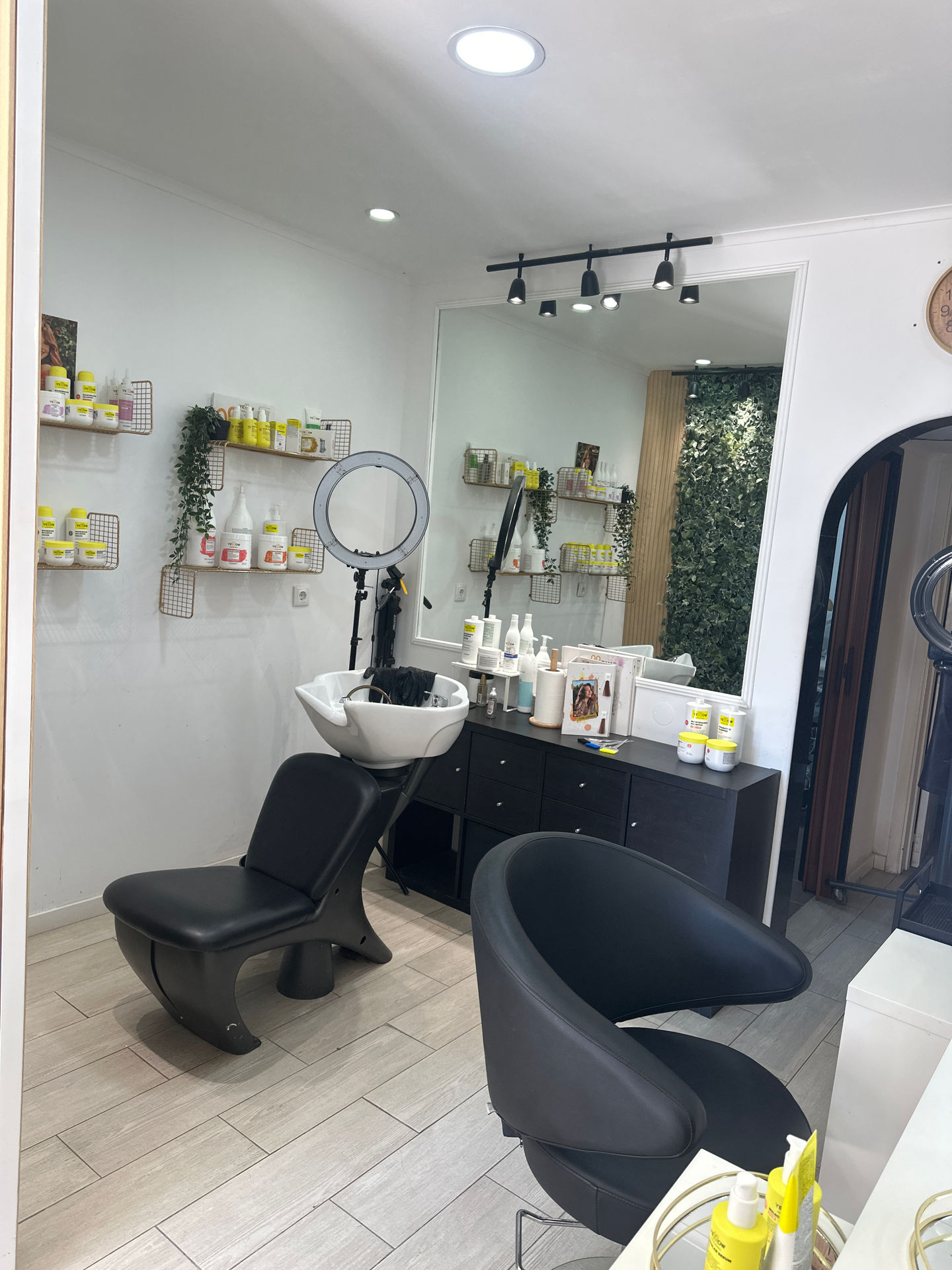 Miguel Logrado - Hair Stylist - Image 9