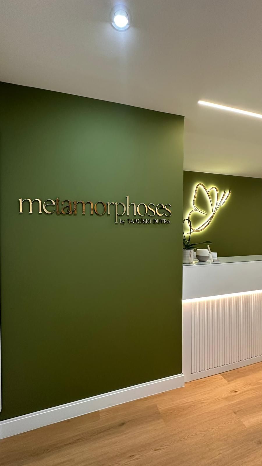 Metamorphoses - Cabeleireiros - Image 7