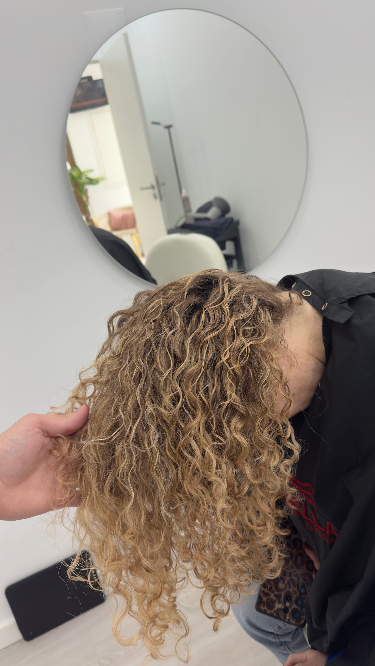 Maicon Melo Hairstylist - Image 15