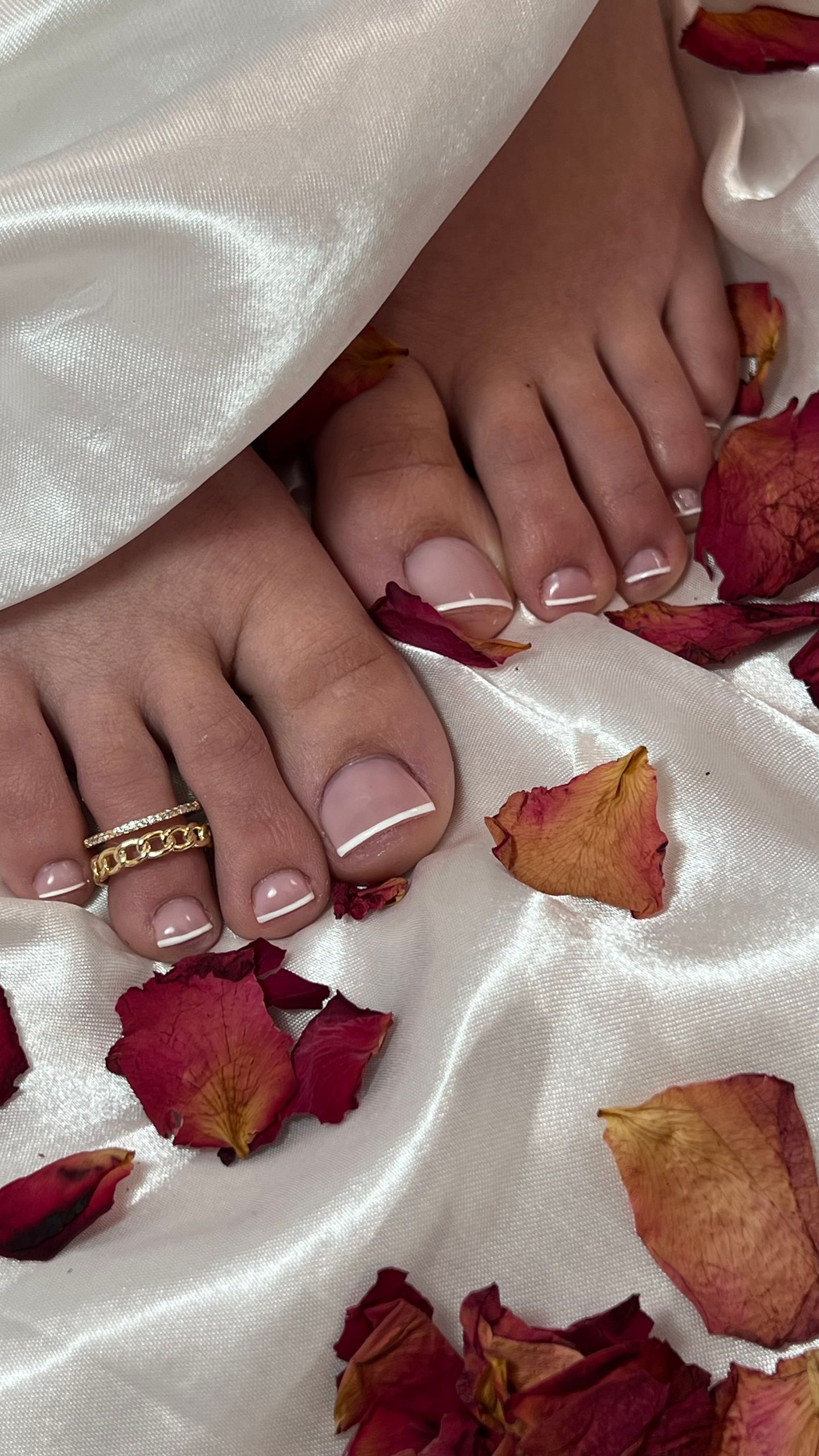 Elle's Beauty - Image 8