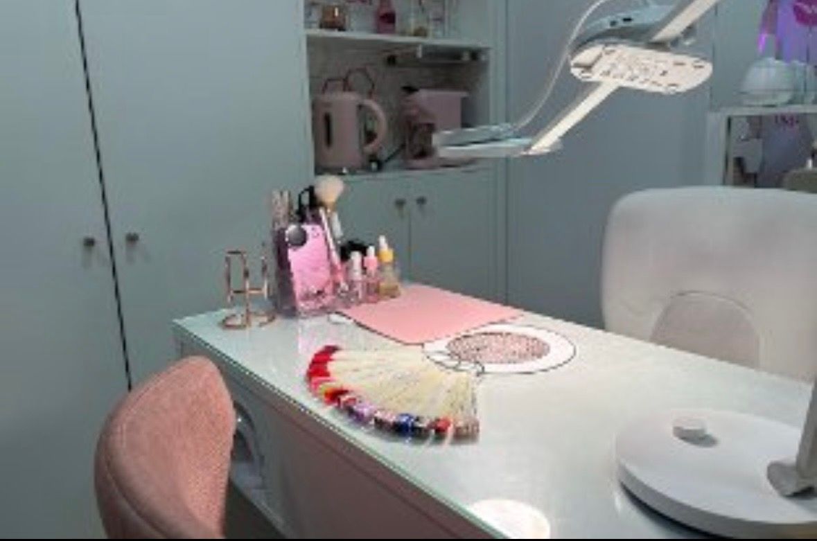 Vanessa Valentine Nail Beauty - Image 12