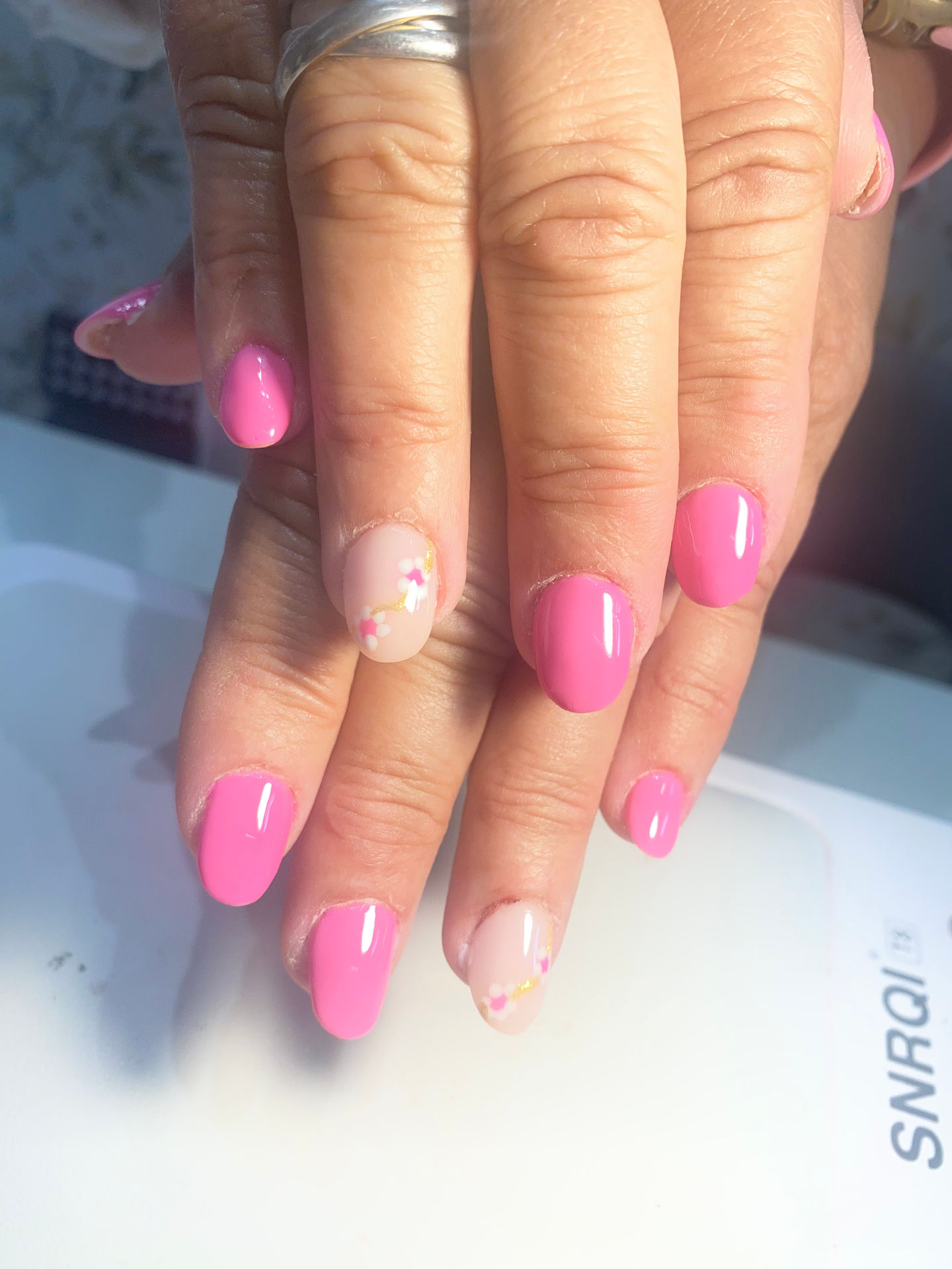 Bruna Nails - Image 17