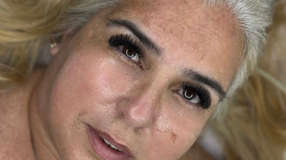 Thaiana Machay | Lash Designer - Image 8