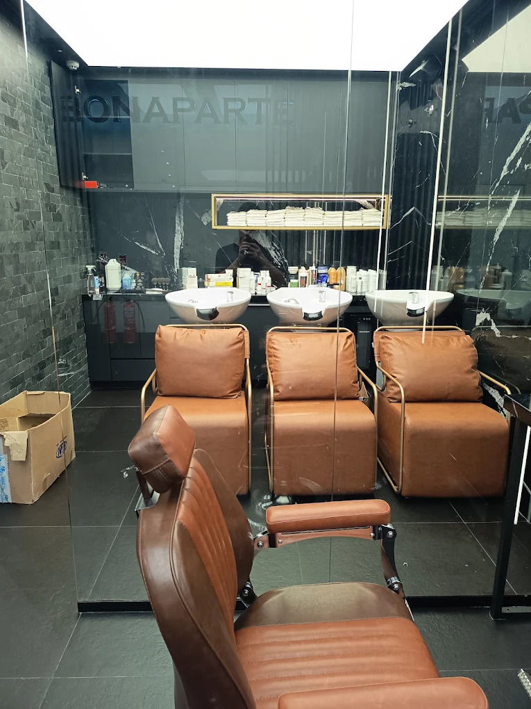Barbearia Bonaparte Rio Design Barra - Image 3