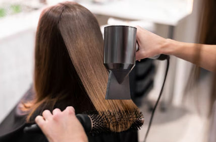 Brushing - Cabelo Médio