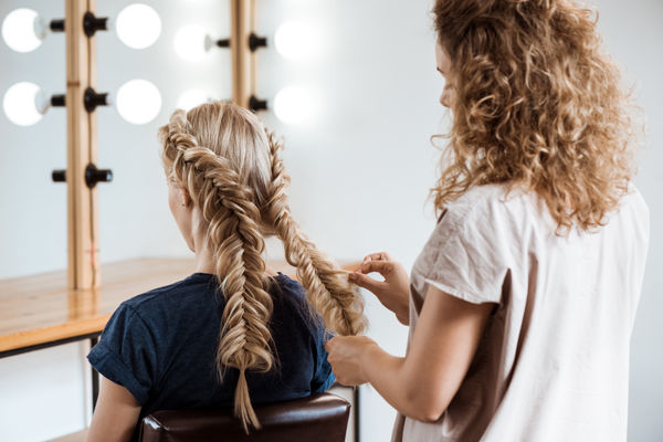 Penteado Estilizado + 2 Tranças