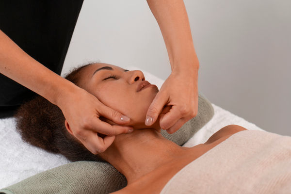 Drenagem Linfática Facial