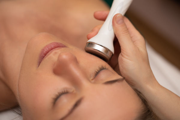 Radiofrequência Facial