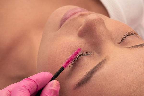 Lash Lifting