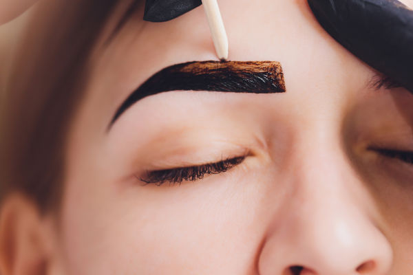 Sobrancelhas - Design com Henna