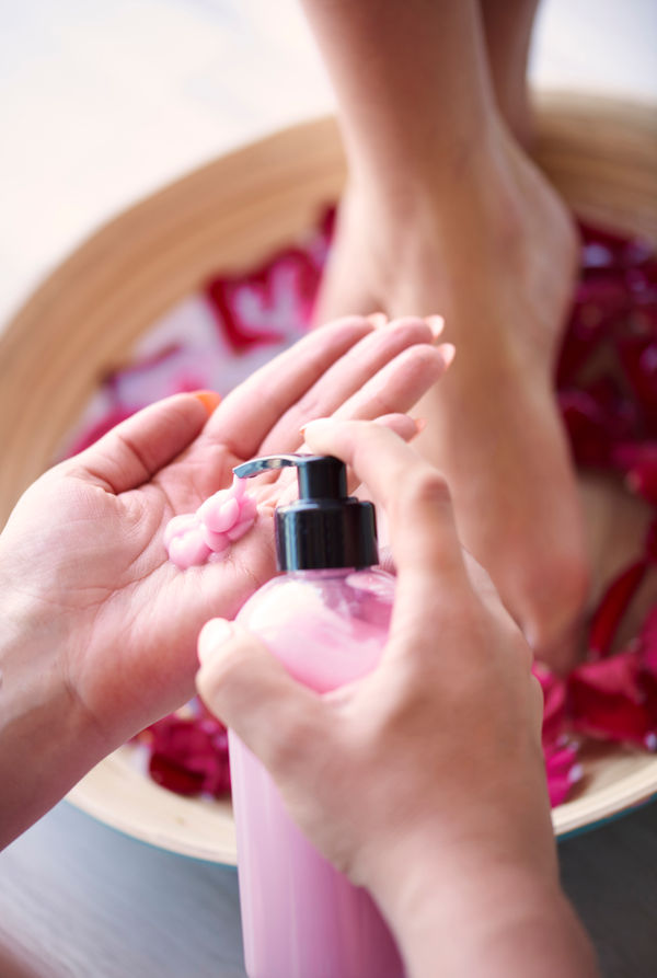 Manicure & Spa Pedicure
