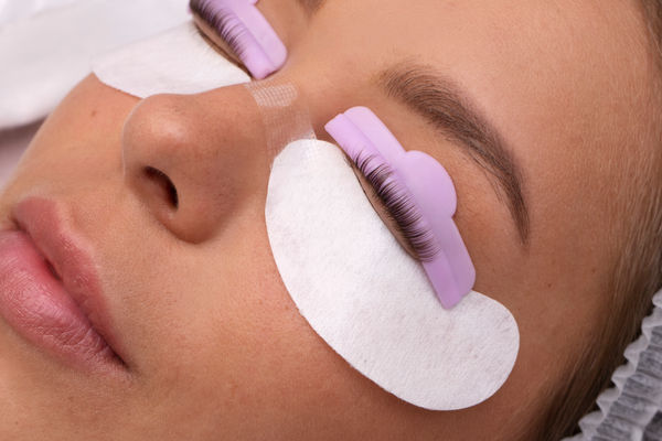 Lash Lifting