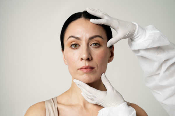 Microagulhamento Facial (Skinbooster PDRN)