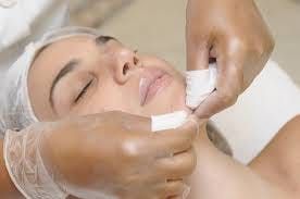 Limpeza de pele + Radiofrequência + Fototerapia