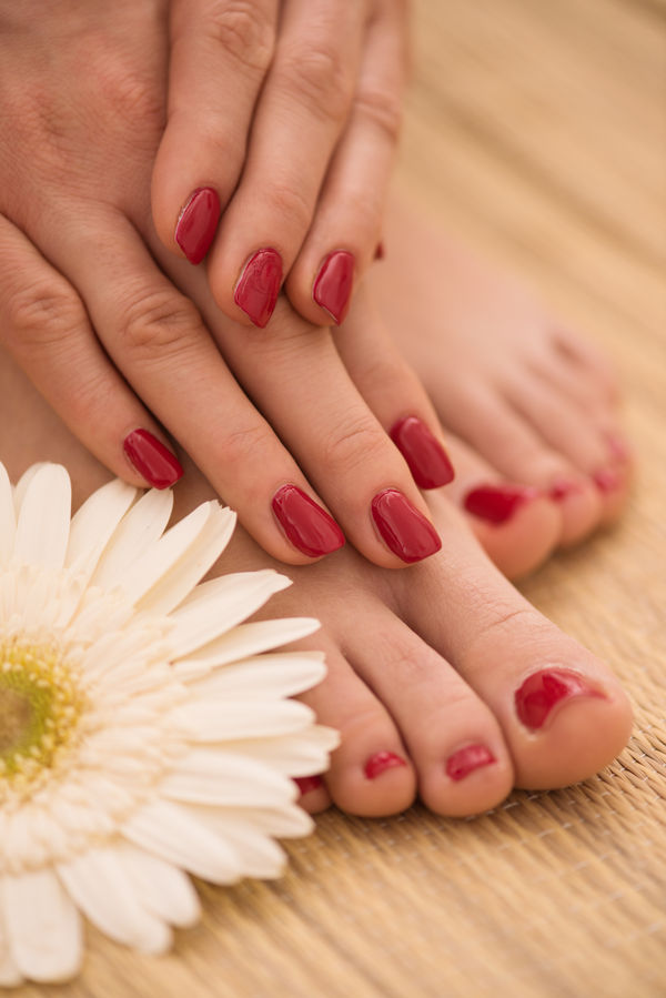 Manicure + Pedicure Normal