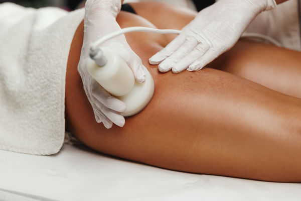 10 Sessões de Cavitação + 10 Sessões de Pressoterapia + 10 Sessões de  Plataforma (Corpo)