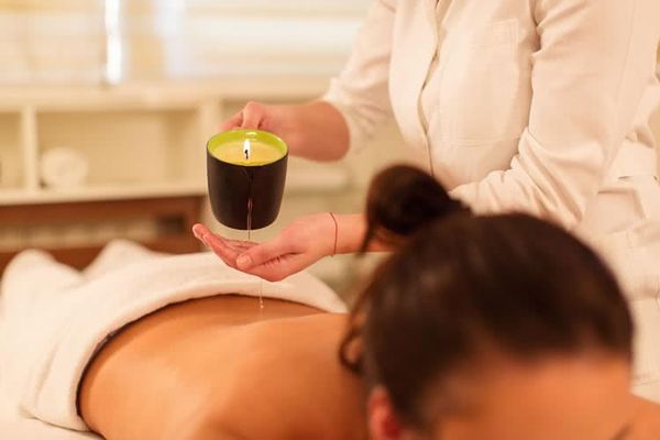 Massagem com Velas