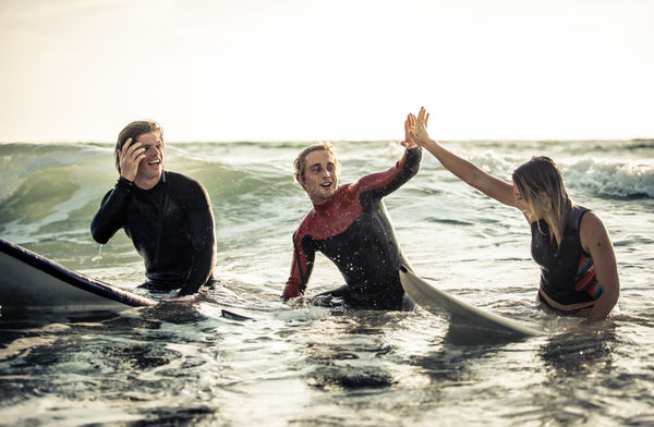 Aula de Surf em Grupo | 5 Aulas | Mínimo 4 Pessoas