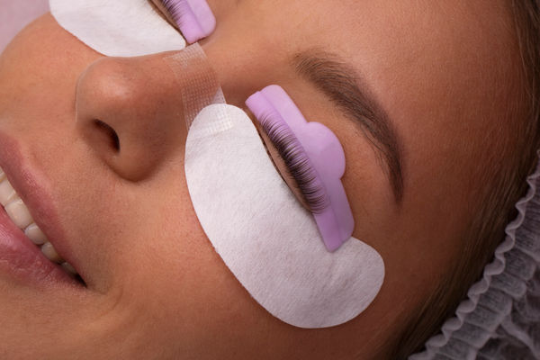Lash Lifting