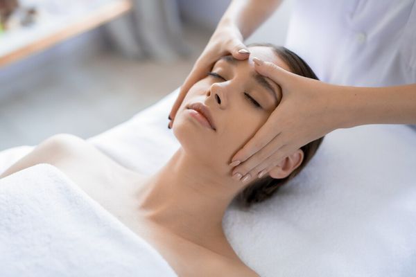 Massagem Relaxante Facial