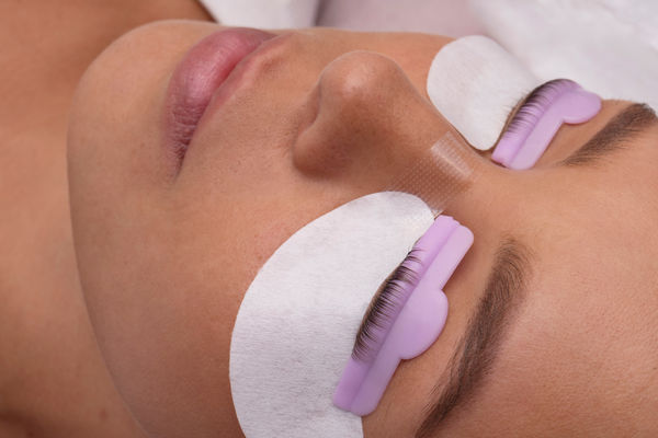 Lash Lifting