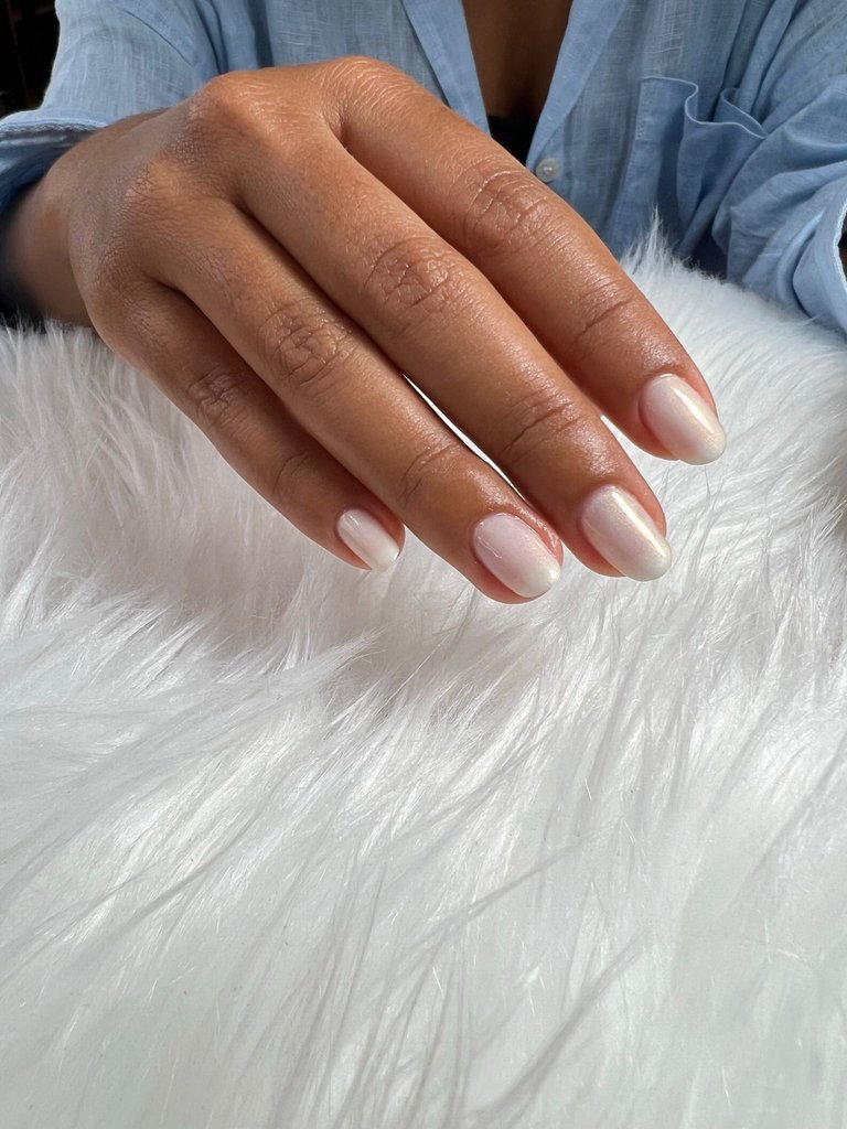 Weilla Studio Nails