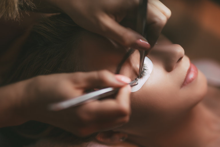 Taina Rocha Lash Designer