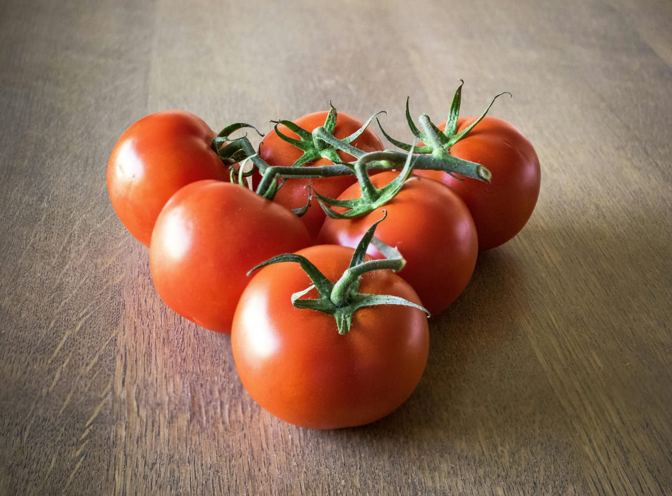 Tomato-Desi-Gavran