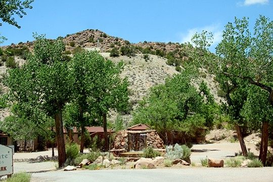 Caliente Springs