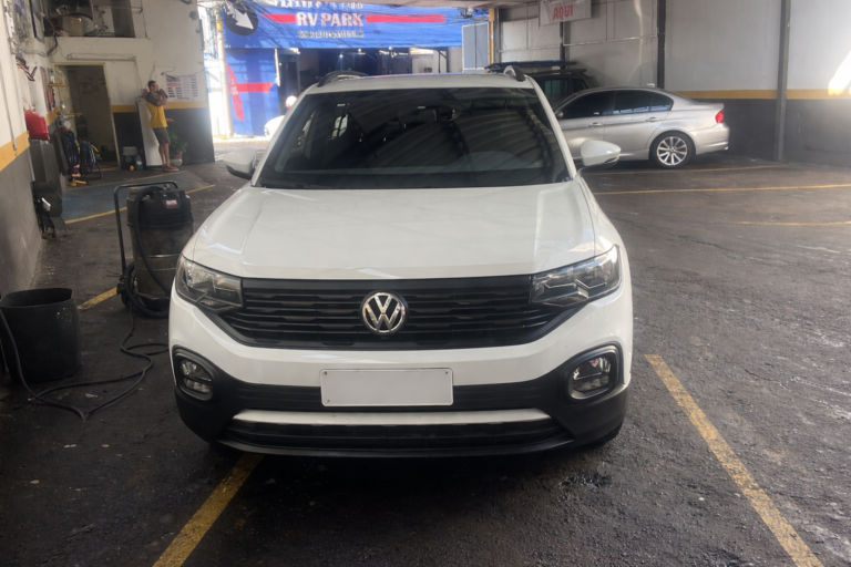 FC586B82-ACC8-4EAB-A959-3C0FBF36E039