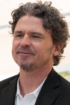 Dave Eggers