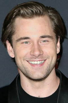 Luke Benward