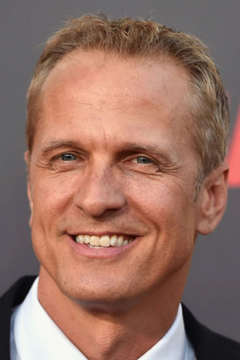 Patrick Fabian