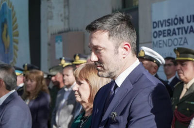 Luis Petri busca posicionarse para la gobernación de Mendoza en 2027 mientras crece la disputa interna por la sucesión de Alfredo Cornejo.