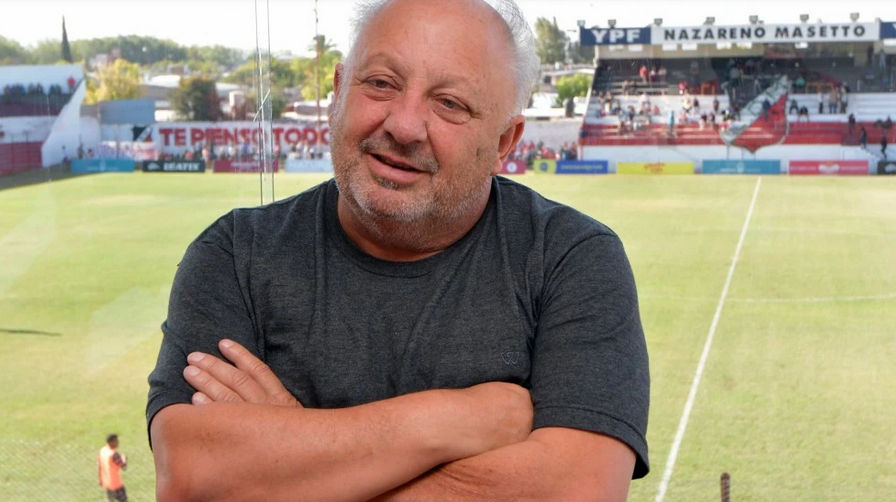 El presidente dejó el cargo por motivos de salud y el Gobierno de Mendoza confirmó la convocatoria a los clubes fundadores para normalizar la entidad y garantizar la continuidad de las actividades deportivas.