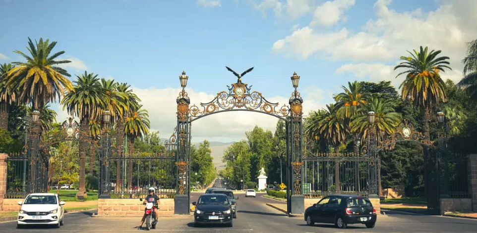 La Dirección de Estadísticas e Investigaciones Económicas de Mendoza (DEIE) dio a conocer este martes los últimos datos oficiales de pobreza e indigencia en la provincia, correspondientes a enero.