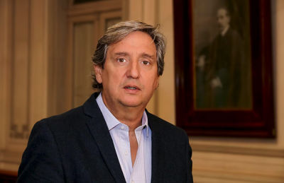 Emir Félix llega a la interna del PJ mendocino con el respaldo de varios intendentes y una estructura territorial que buscará imponerse el 29 de noviembre.