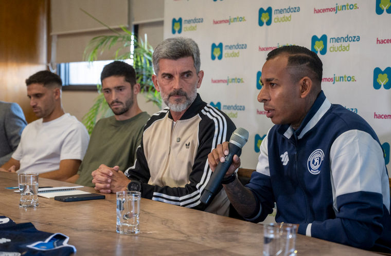 En la previa del superclásico mendocino en Primera División, autoridades, jugadores y dirigentes pidieron vivir el partido en paz y sin violencia.