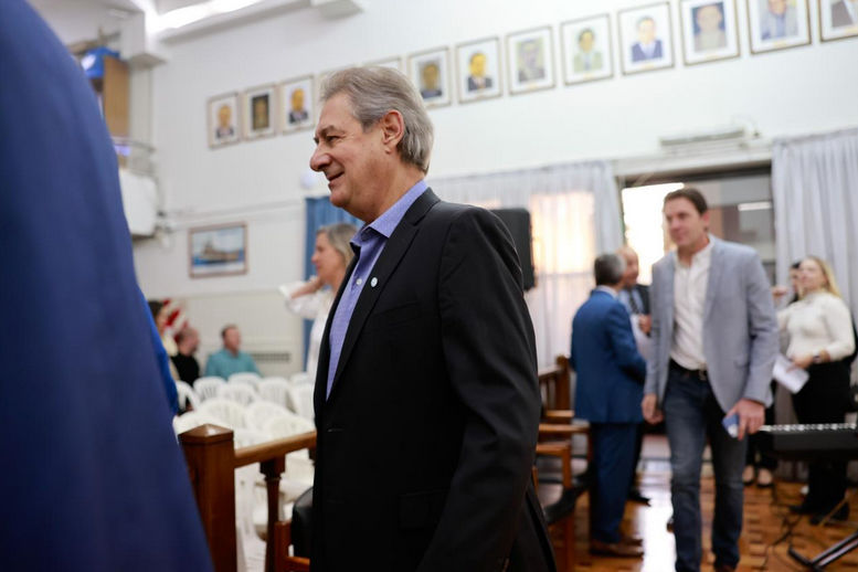 El intendente de San Rafael, Omar Félix, participó en la asunción de los nuevos concejales y dejó un mensaje centrado en el diálogo, la convivencia democrática y la necesidad de poner a la sociedad por encima de las diferencias partidarias.
