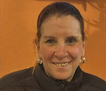 Elizabeth Vela fue encontrada muerta este lunes en San Rafael. La mujer de 59 años era buscada intensamente desde el último fin de semana y su cuerpo fue hallado en un canal de riego de la zona de Salto de las Rosas. La investigación continúa bajo las actuaciones de la Justicia.