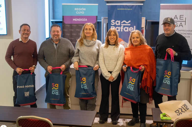El departamento desplegó una agenda de presentaciones junto a cámaras empresarias y organismos de turismo para posicionarse como destino clave en las vacaciones de invierno.
