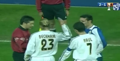 En la previa de la semifinal del Mundial 2026, volvió a viralizarse el fuerte cruce que protagonizaron Lionel Scaloni y David Beckham cuando eran futbolistas. Hubo una dura infracción, un cara a cara caliente y hasta un desplante del actual entrenador de la Selección argentina.