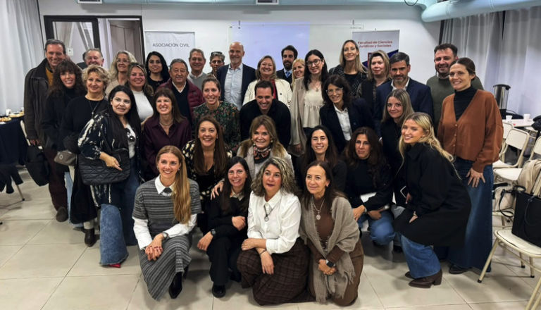 Omar Félix participó en la Universidad de Mendoza de San Rafael de una jornada sobre autonomía municipal en Mendoza, junto a especialistas y dirigentes.