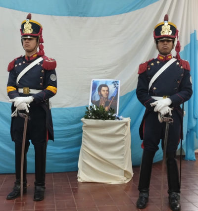 Granaderos a Caballo llegan a San Rafael por la Semana Sanmartiniana. La agenda incluye escuelas, actos, charlas y homenajes a San Martín.
