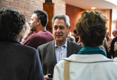 La autonomía municipal de San Rafael podría llegar a la UNCuyo tras el debate académico impulsado por Omar Félix en la Universidad de Mendoza.