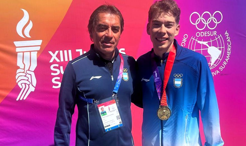 Omar Contreras, entrenador nacido en Mendoza, conduce al ciclismo argentino que ganó oro y bronce en los Juegos Suramericanos Santa Fe 2026.