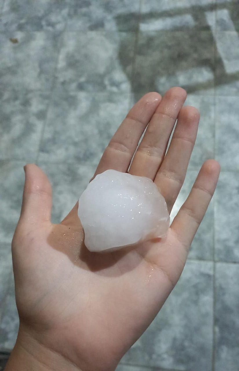 Tormenta de piedra y granizo castigó a parte de la Zona Este