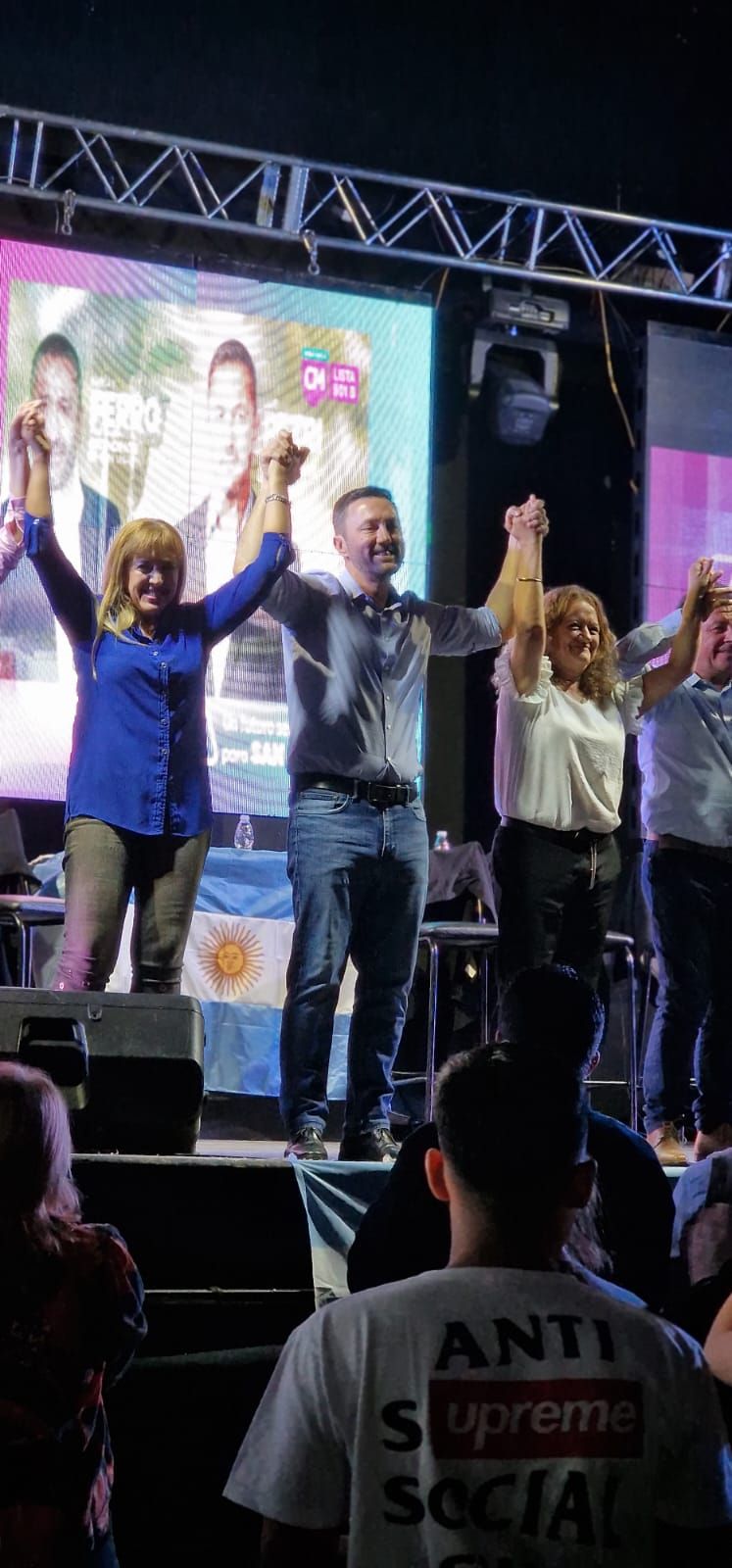 Para Ferro, candidato de Petri en San Martín, “la solución no es un bolsón de comida”